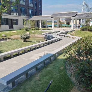 黑河 芝麻灰小区坐凳&栏杆安装效果