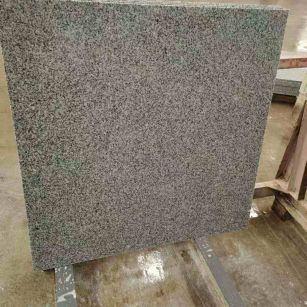 黑河 芝麻白光面900*900，高地铁标准