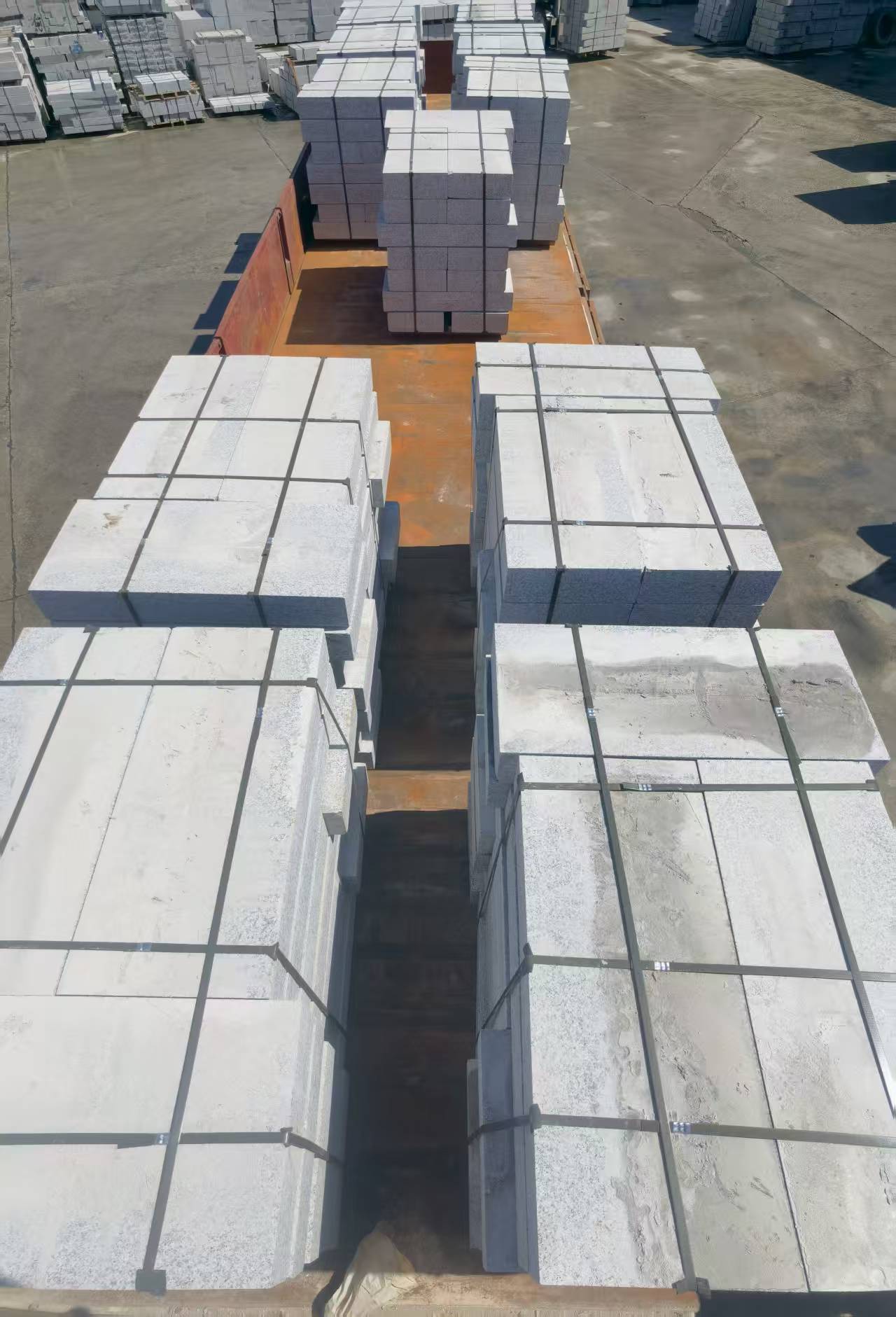 黑河 路沿石装车出货