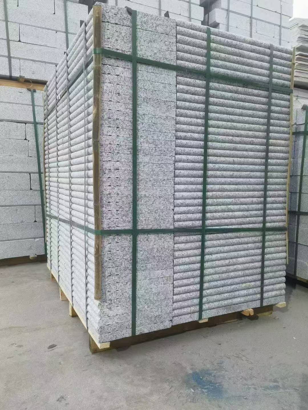 黑河 芙蓉白3公分厚磨圆边、拉槽，楼梯踏步