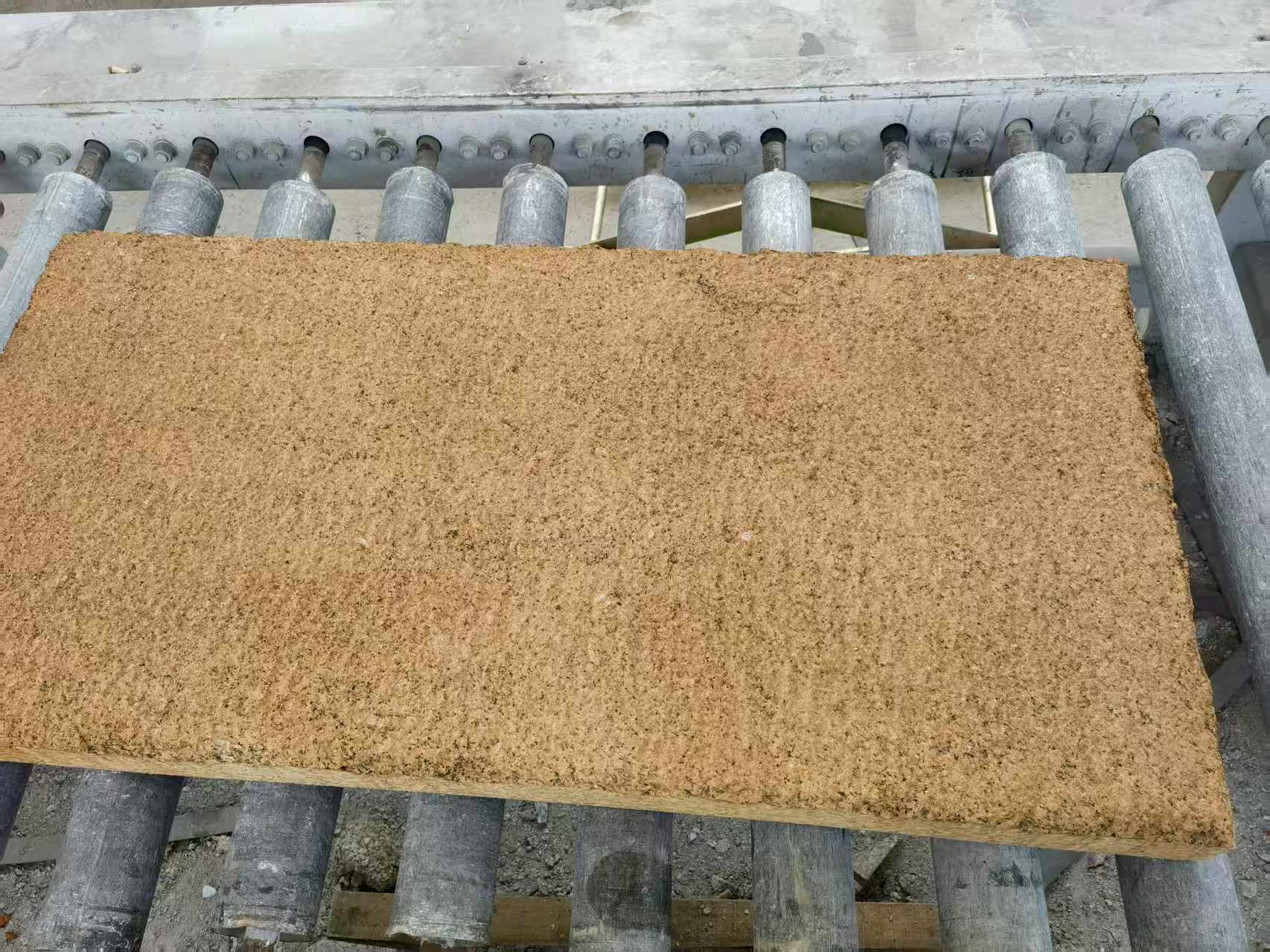 黑河 菠萝面老石板，做旧仿古石，流水线生产加工